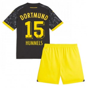 Borussia Dortmund Mats Hummels #15 babykläder Bortatröja barn 2023-24 Korta ärmar (+ Korta byxor)